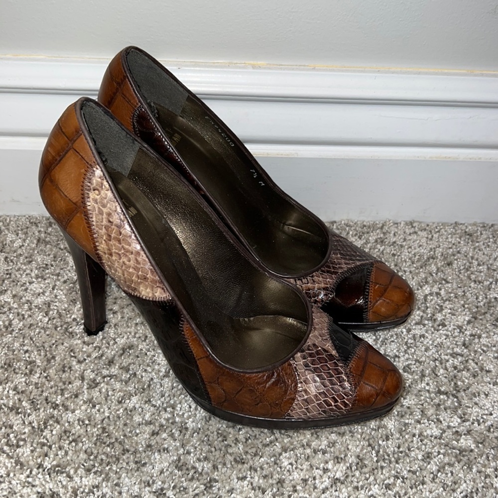 Brown patch shoes, Womens size 7.5 high heels.